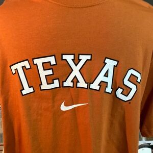 Nike. Texas. Short sleeve Tee.